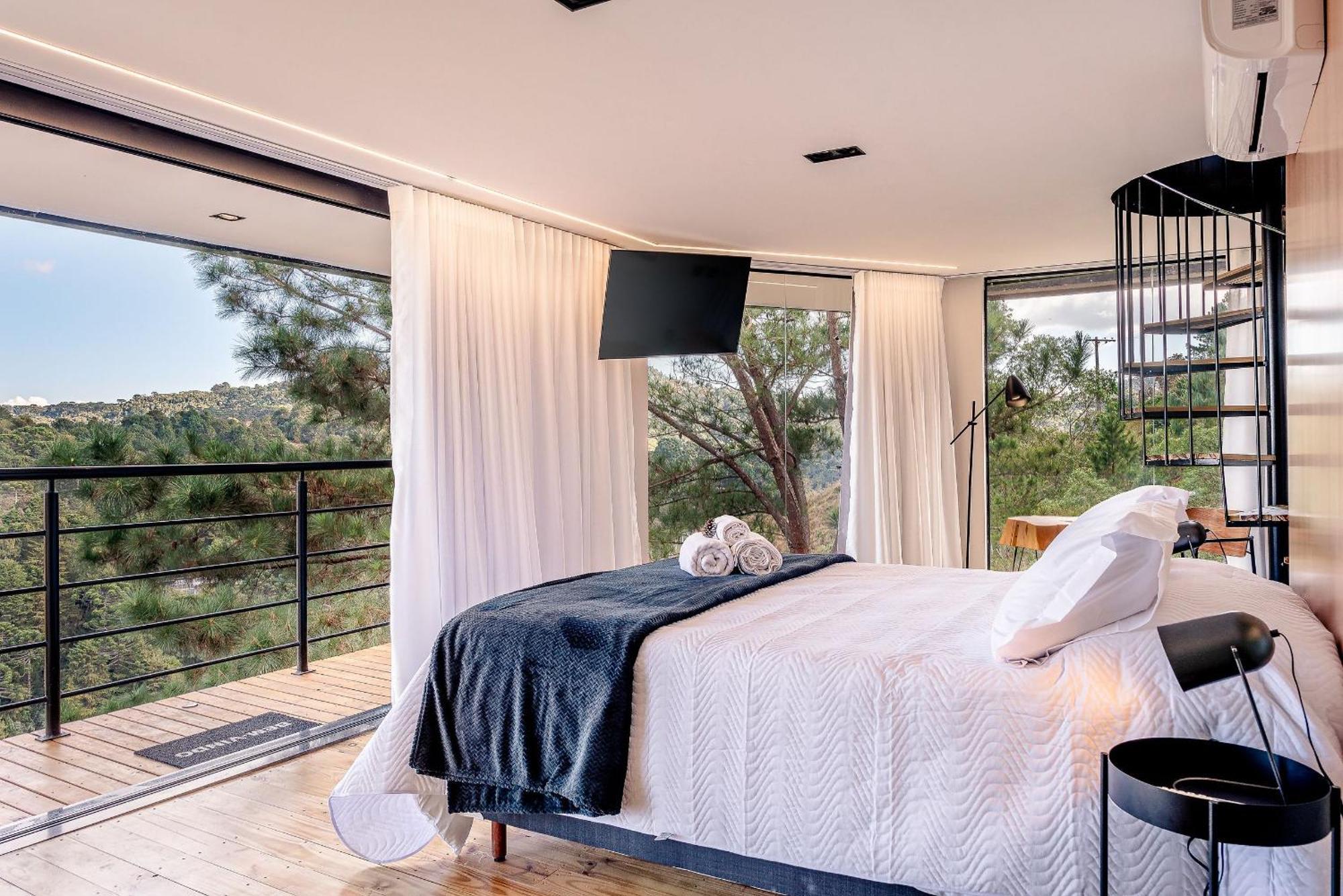 Le Dome Glamping -